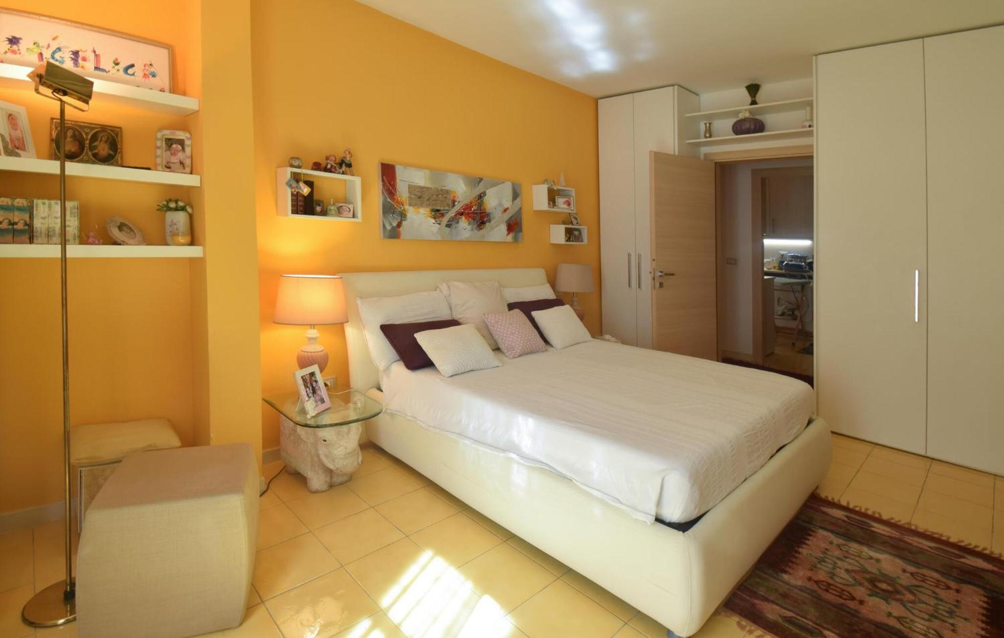 6 Bedroom Awesome In Rom