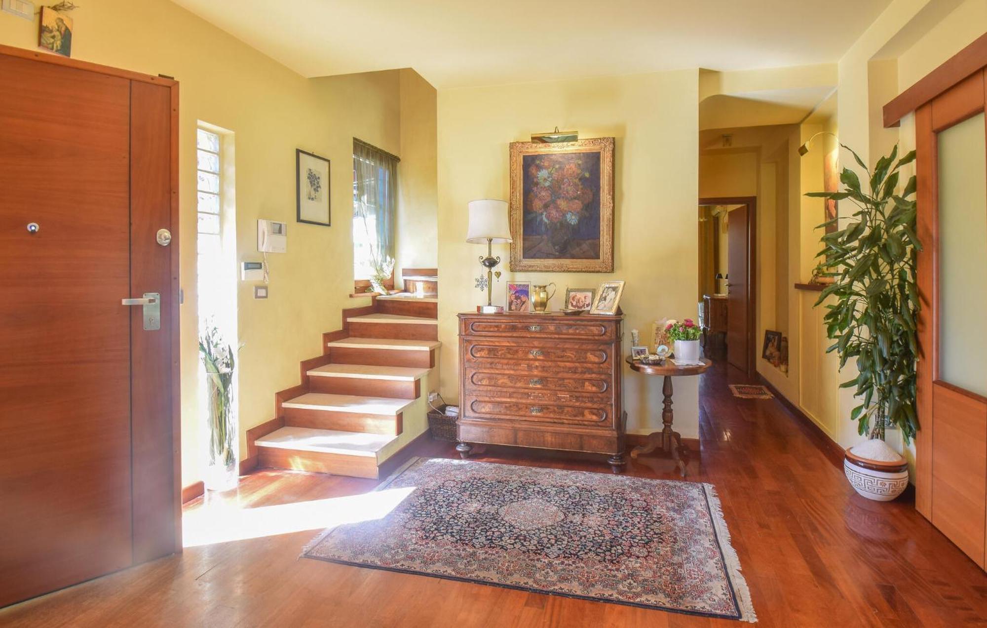 Ferienhaus 6 Bedroom Awesome In Rom